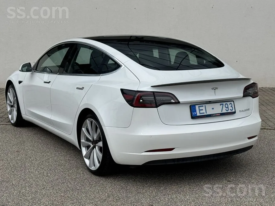 Tesla Model 3 2019 photo 3