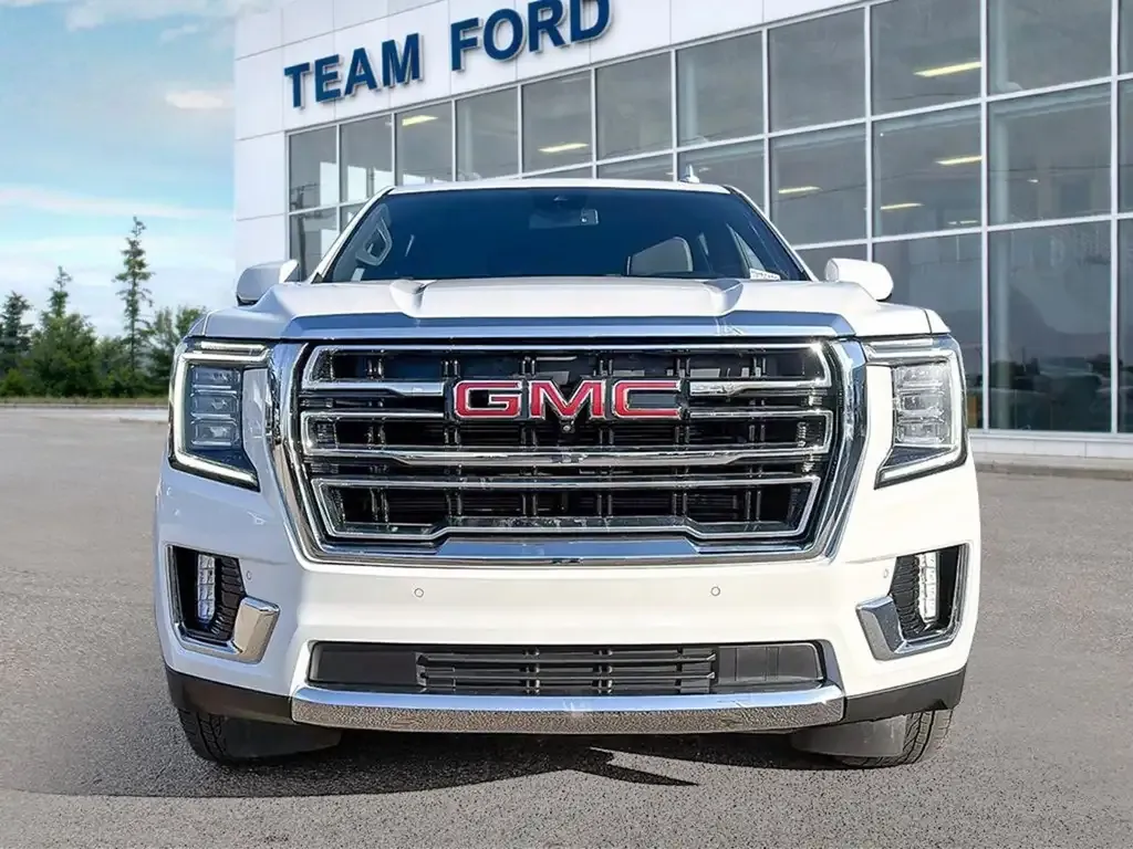 GMC Yukon 2023 photo 2