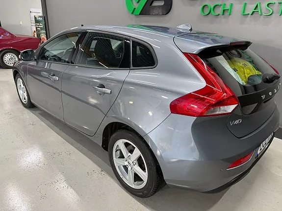 Volvo V40 2018 photo 3