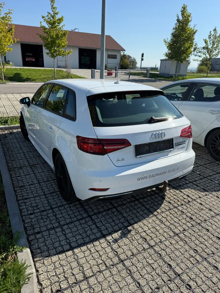 Audi A3 2017 photo 3