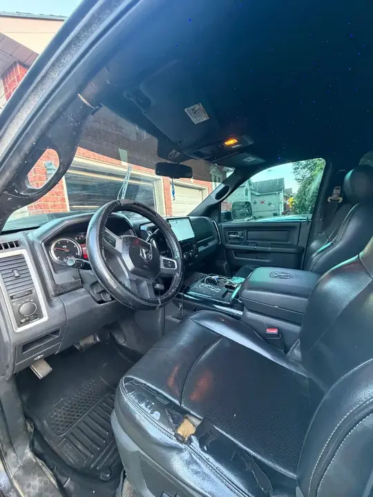 Dodge Ram 2500 2010 photo 3