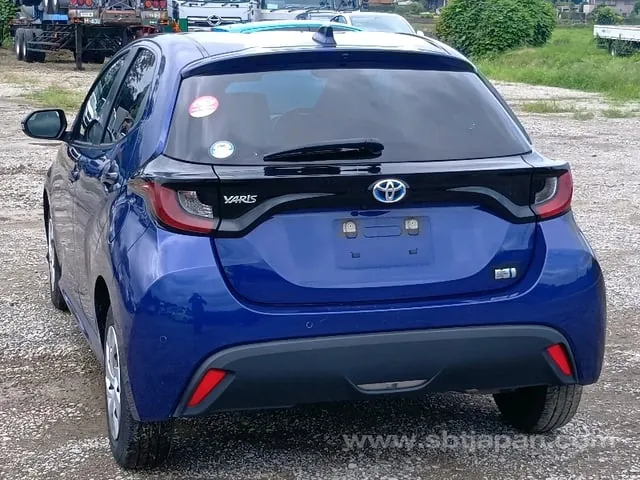 Toyota Yaris 2022 photo 3