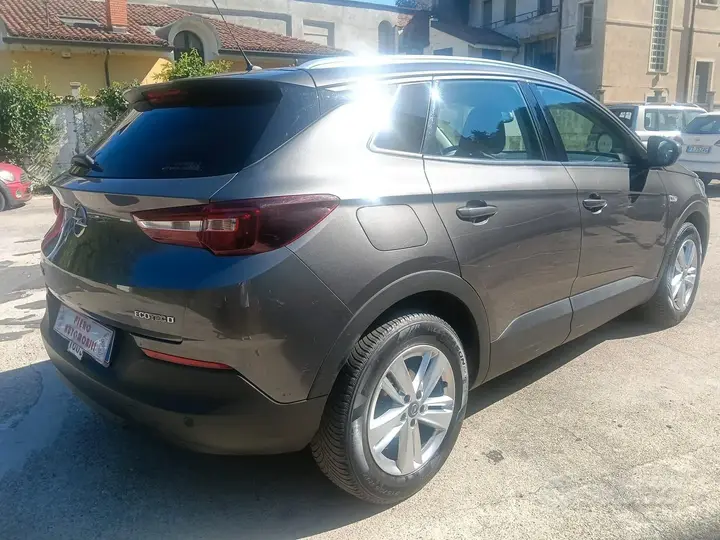 Opel Grandland X 2019 photo 4