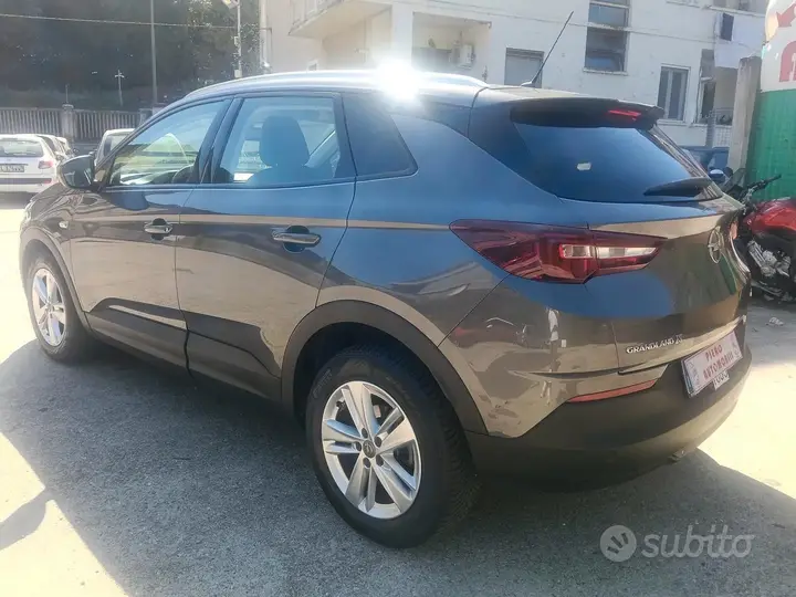 Opel Grandland X 2019 photo 2