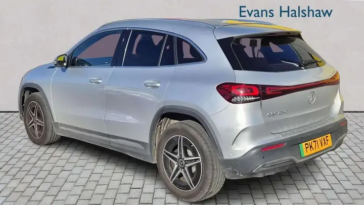 Mercedes-Benz Eqa 2022 photo 2