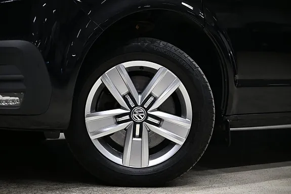 Volkswagen Transporter 2023 photo 2