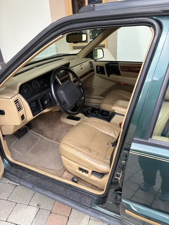 Jeep Grand Cherokee 1993 photo 2