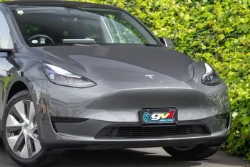 Tesla Model Y 2023 photo 4