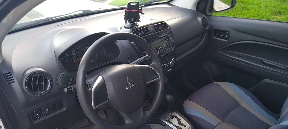 Mitsubishi Mirage 2017 photo 3