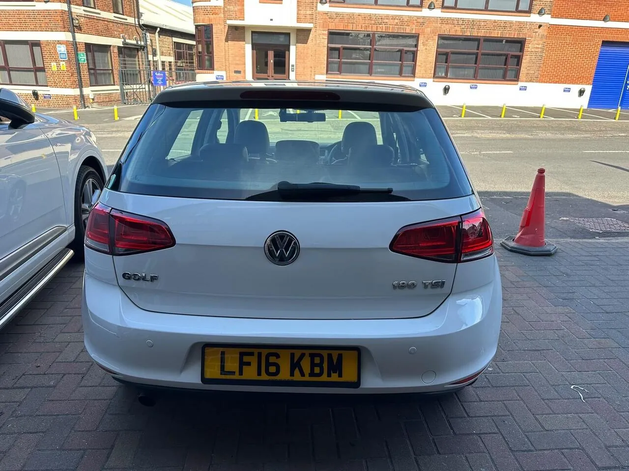 Volkswagen Golf 2016 photo 2