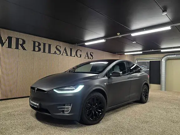 Tesla Model X 2017 photo 4