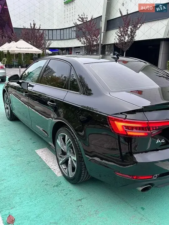 Audi A4 2016 photo 3