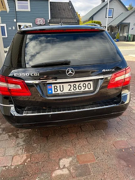 Mercedes-Benz E200 D