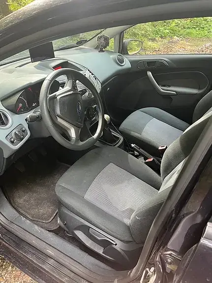 Ford Fiesta 2011 photo 5
