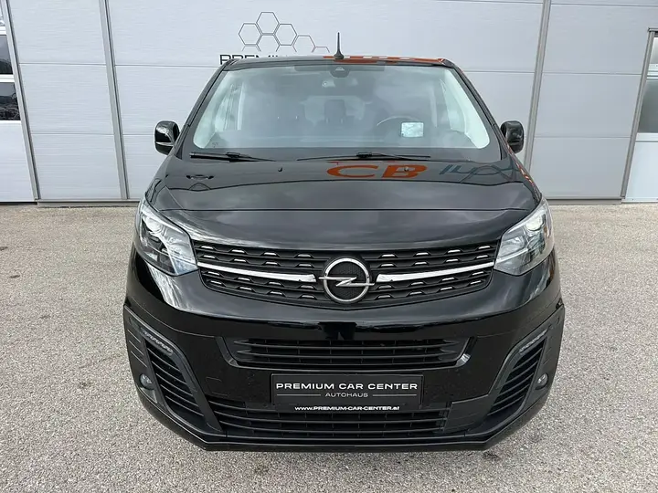 Opel Zafira 2019 photo 2