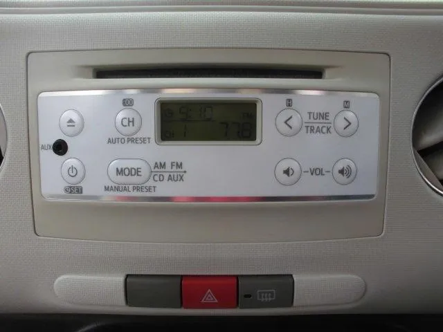 Daihatsu Mira Cocoa 2014 photo 5
