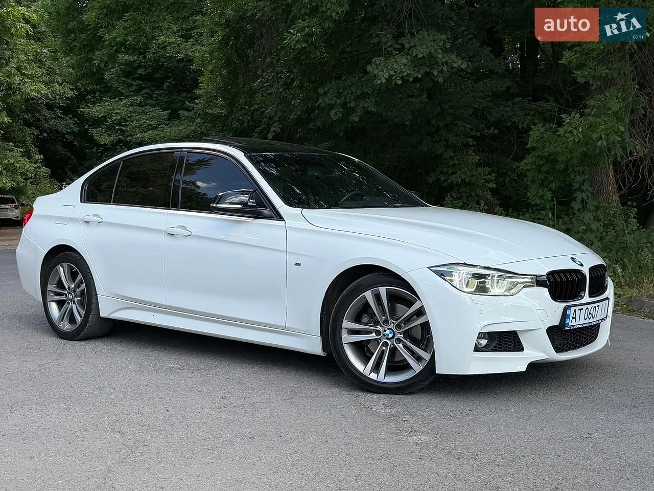 BMW 3 Series 2015 photo 4