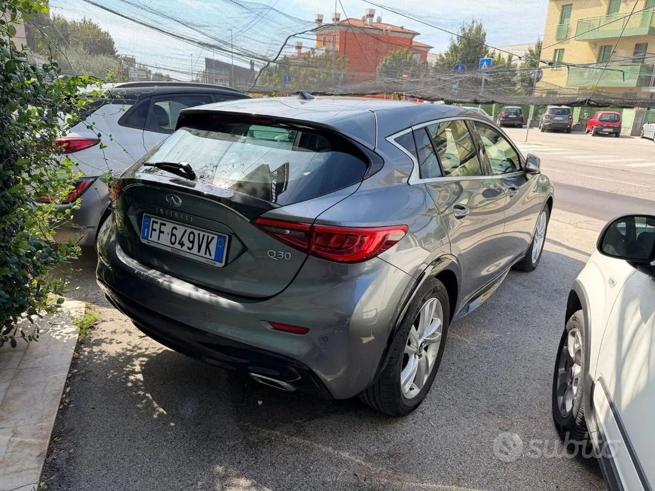 Infiniti Q30 2016 photo 5