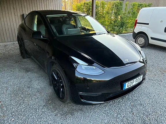 Tesla Model Y 2022 photo 3