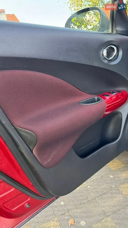 Nissan Juke 2012 photo 5