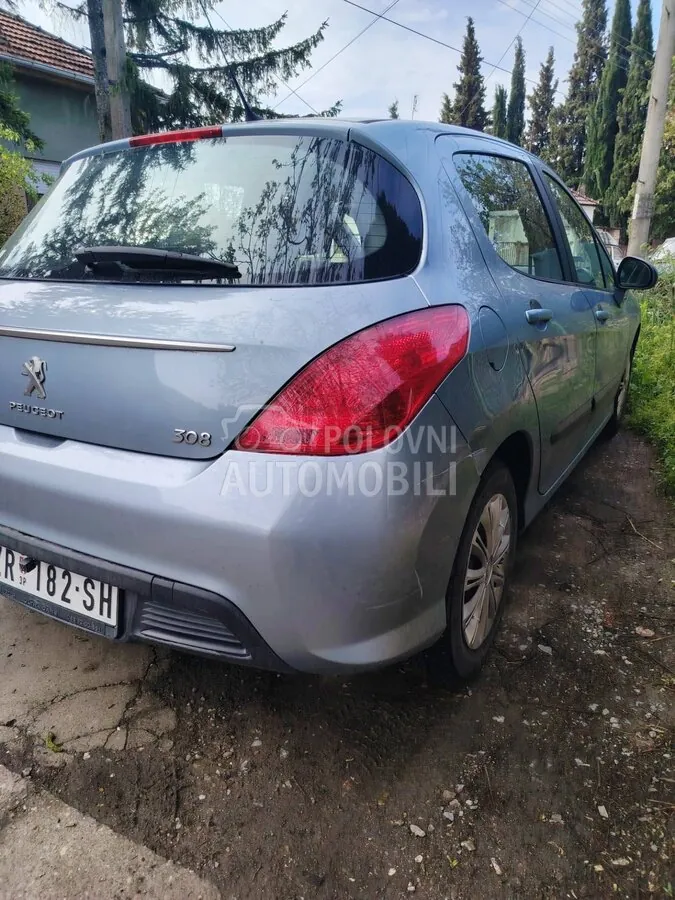 Peugeot 308 2013 photo 3
