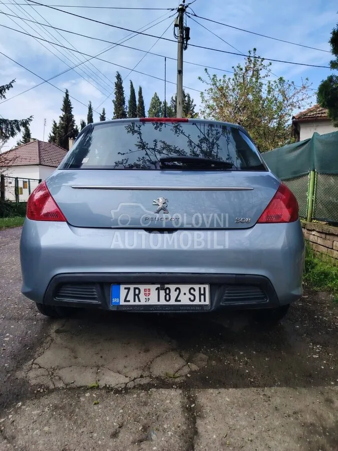 Peugeot 308 2013 photo 2