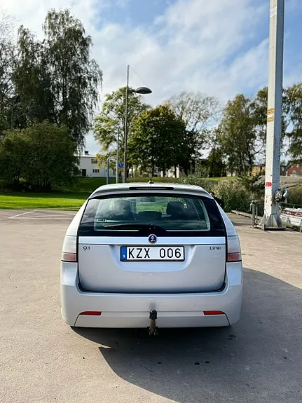 Saab 9-3 2010 photo 4