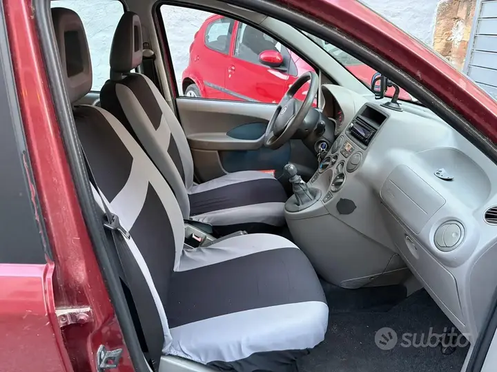 Fiat Panda 2004 photo 3