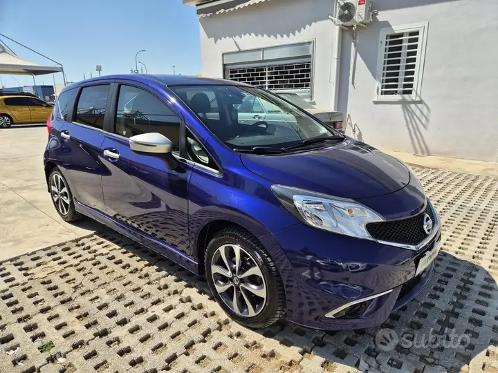 Nissan Note 2015 photo 2