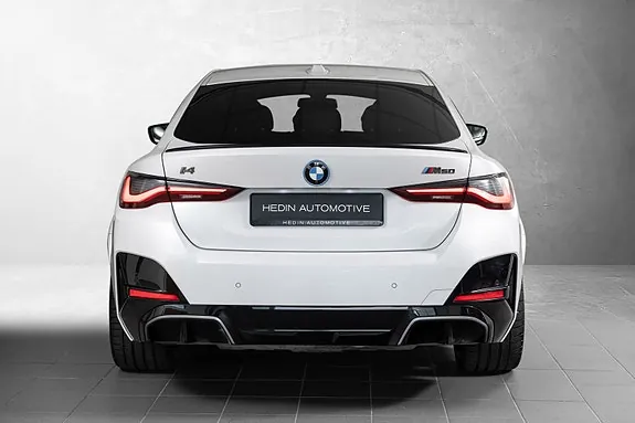 BMW I4 2023 photo 5