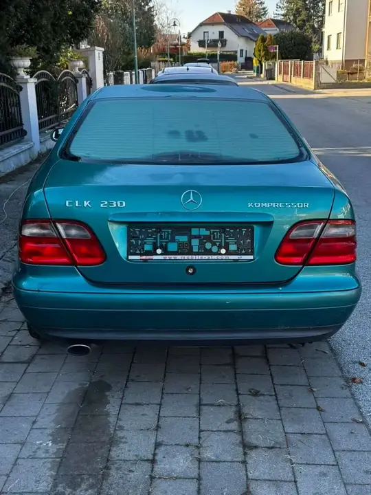 Mercedes-Benz Clk-Class 1998 photo 2