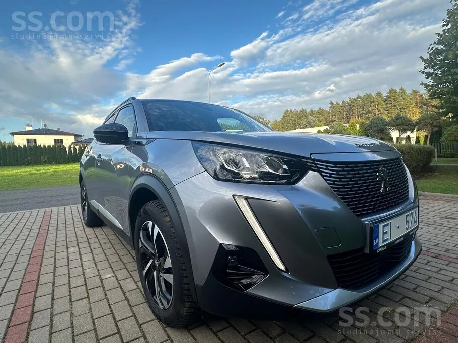 Peugeot E-2008 Allure Pack 2022 photo 3