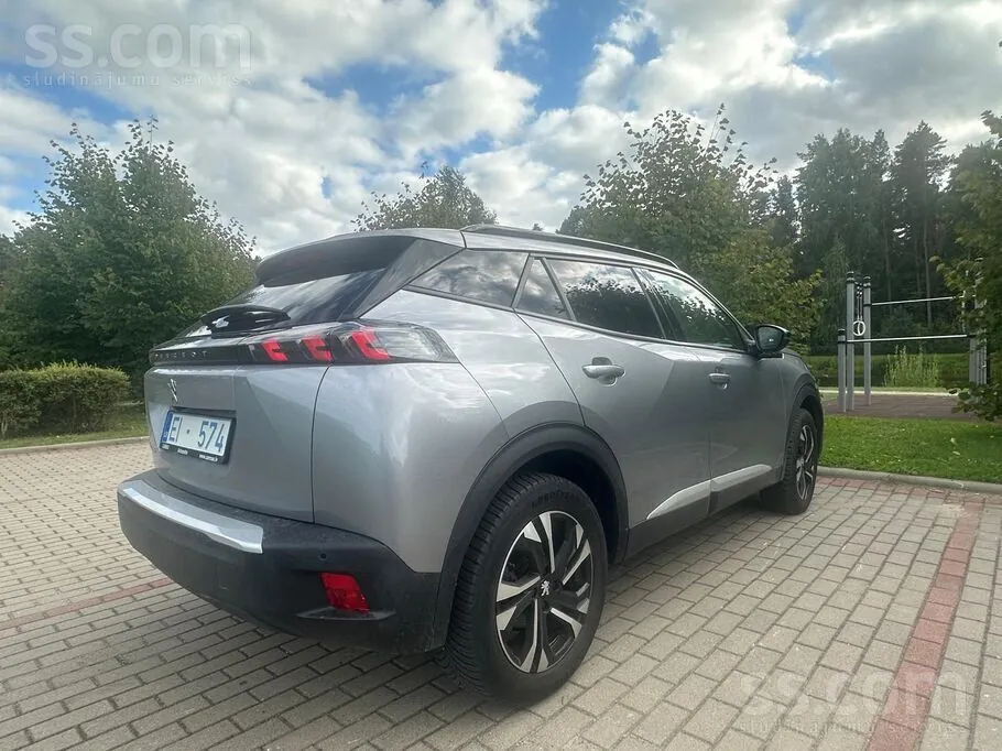 Peugeot E-2008 Allure Pack 2022 photo 5