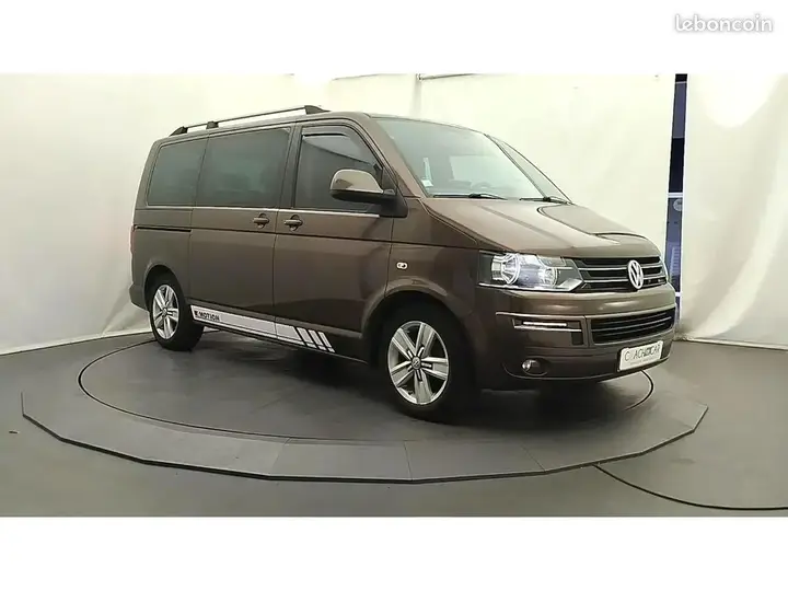 Volkswagen Transporter 2012 photo 2