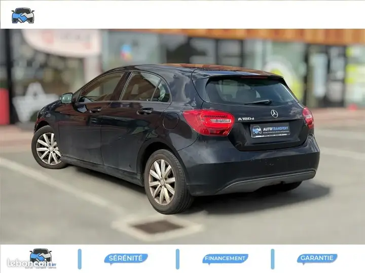 Mercedes-Benz A-Class 2016 photo 4
