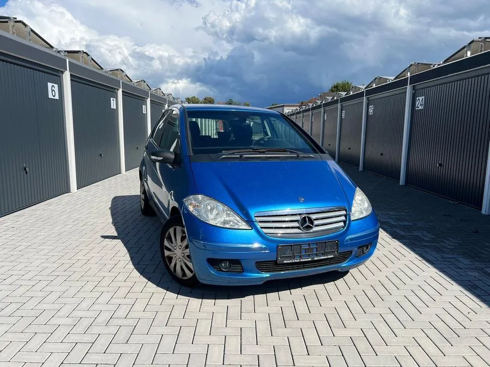 Mercedes-Benz A 200