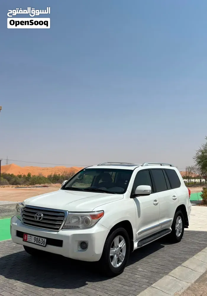 Toyota Land Cruiser 2012 photo 3