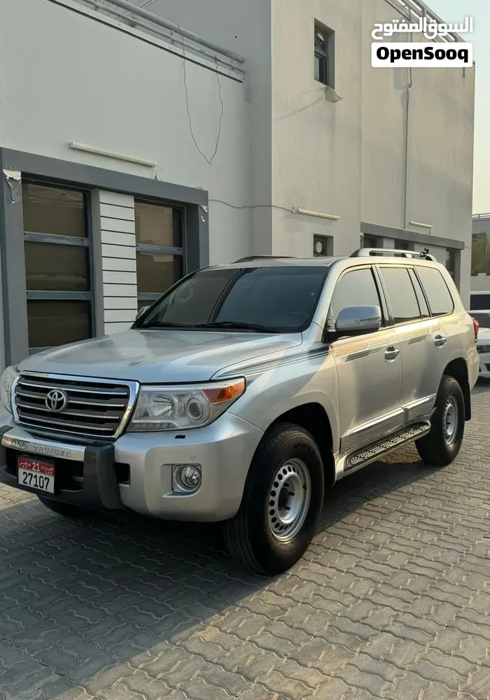 Toyota Land Cruiser 2012 photo 5
