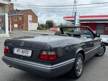 Mercedes-Benz E-Class 1996 photo 3