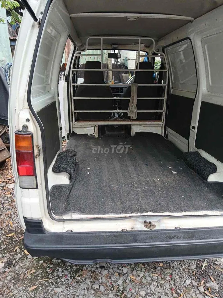 Suzuki Super Carry Van 2005 photo 4