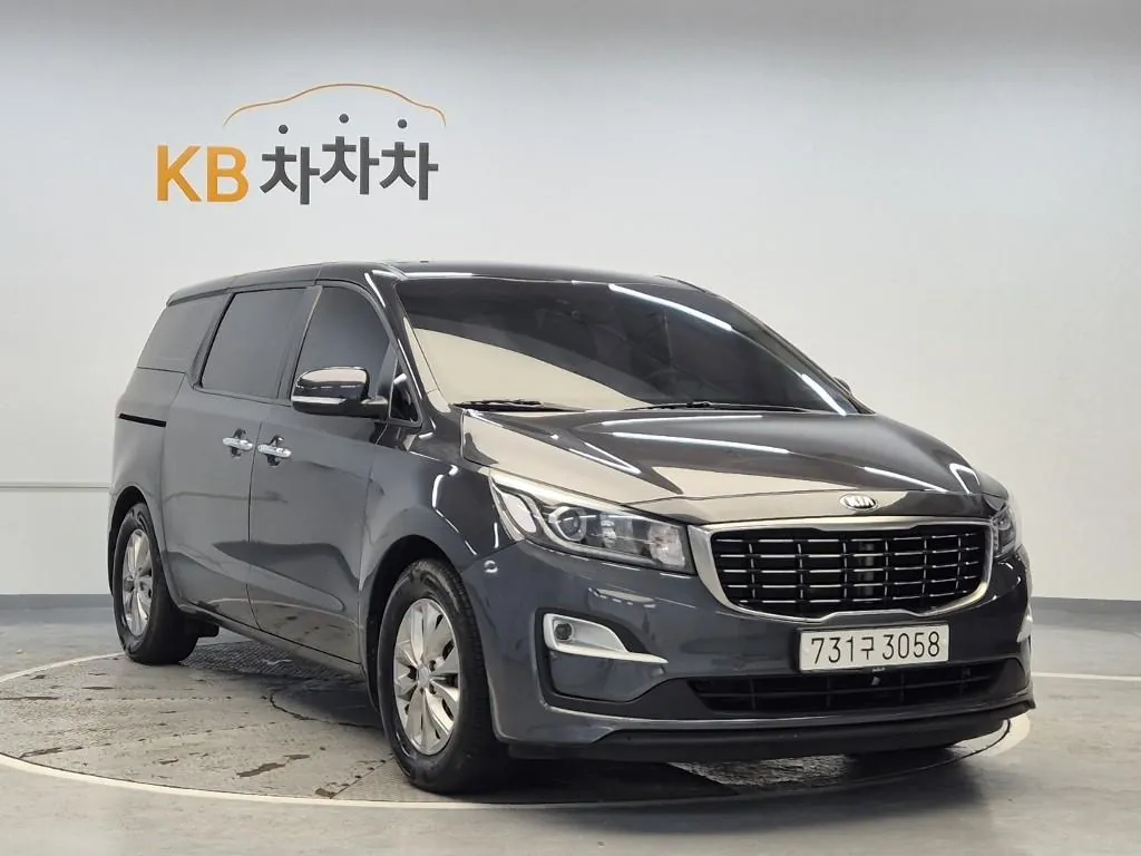 Kia Carnival 2019 photo 4