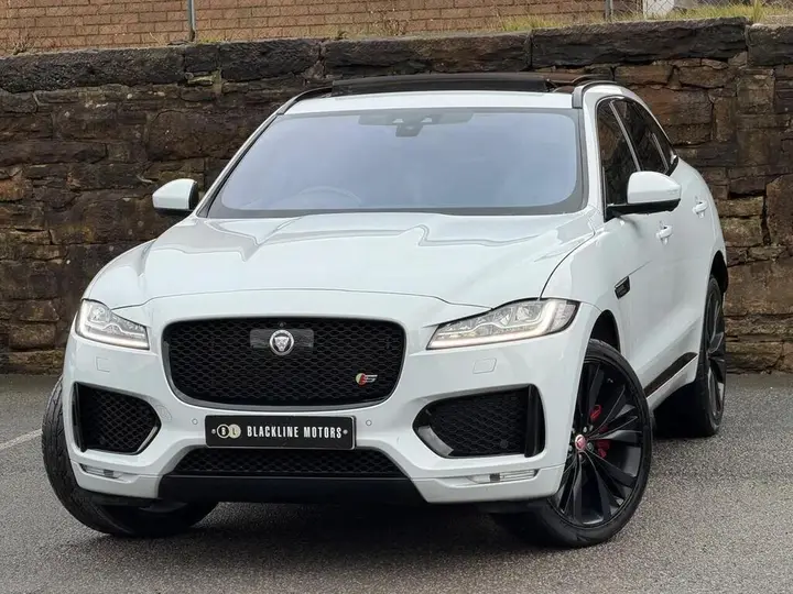 Jaguar F-Pace 2016 photo 3