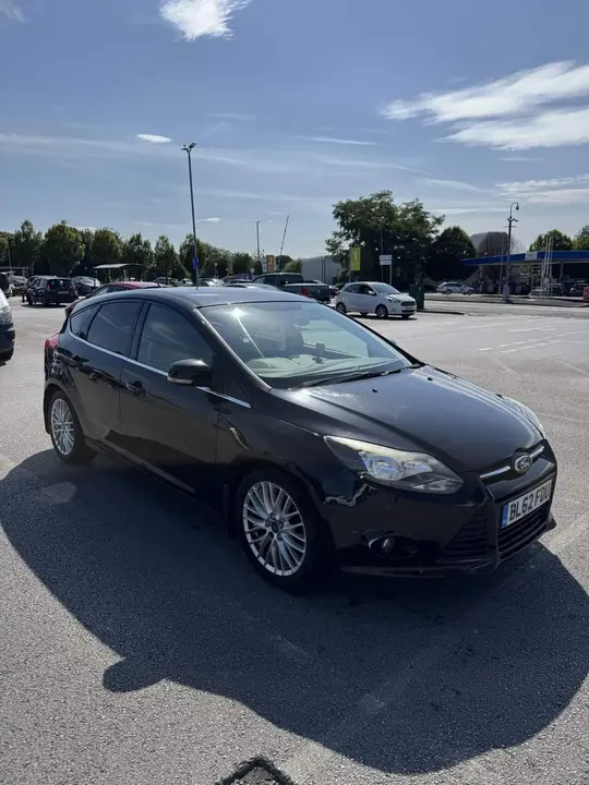 Ford Focus 2012 photo 3