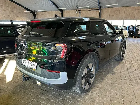Ford Explorer 2025 photo 3