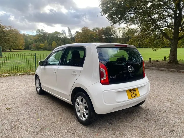Volkswagen Up 2015 photo 4