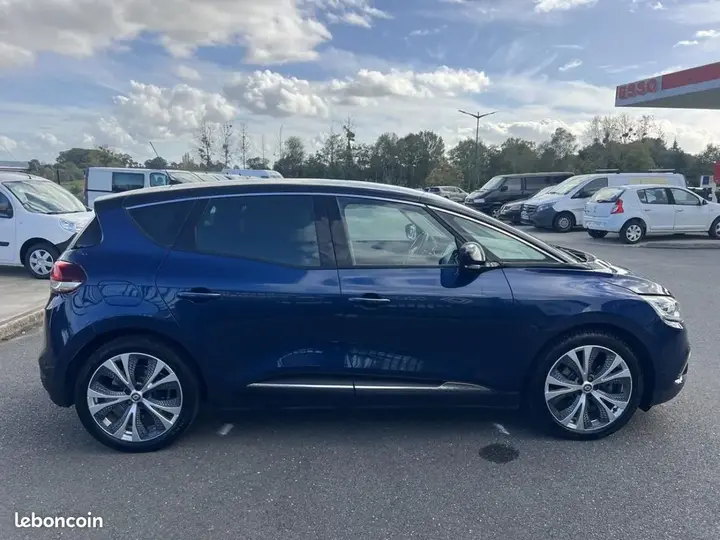 Renault Scenic 2017 photo 3