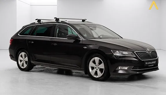 Skoda Superb 2017 photo 2