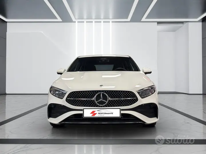 Mercedes-Benz A 200 Amg Line 2025 photo 2