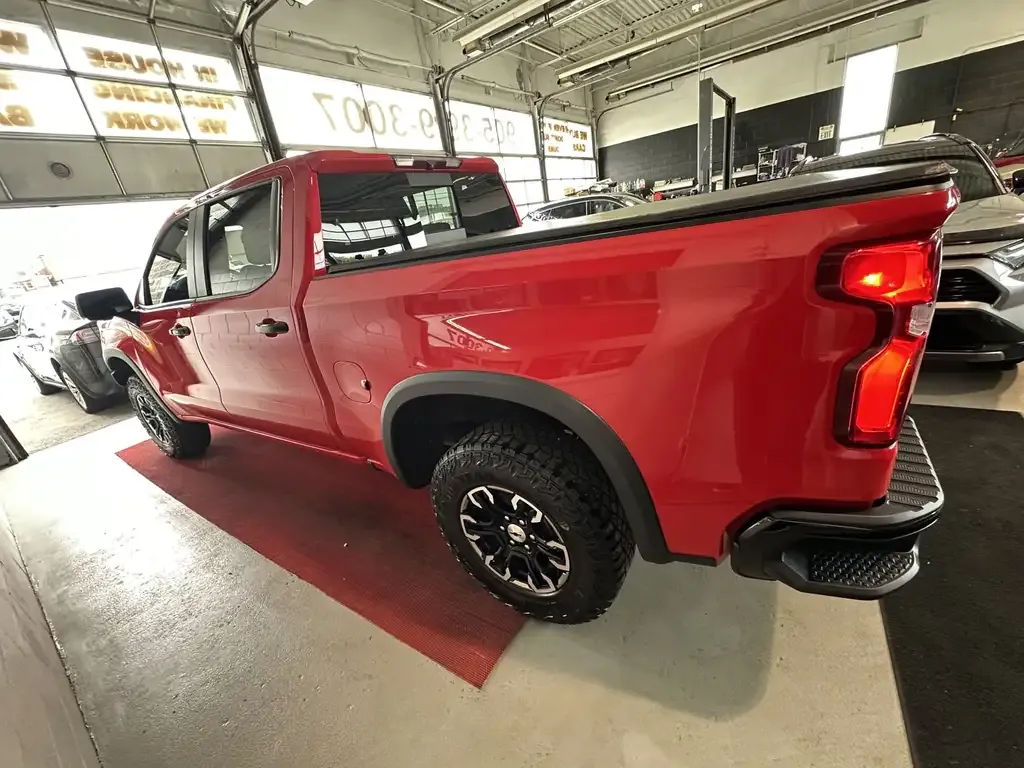 Chevrolet Silverado 1500 2023 photo 4