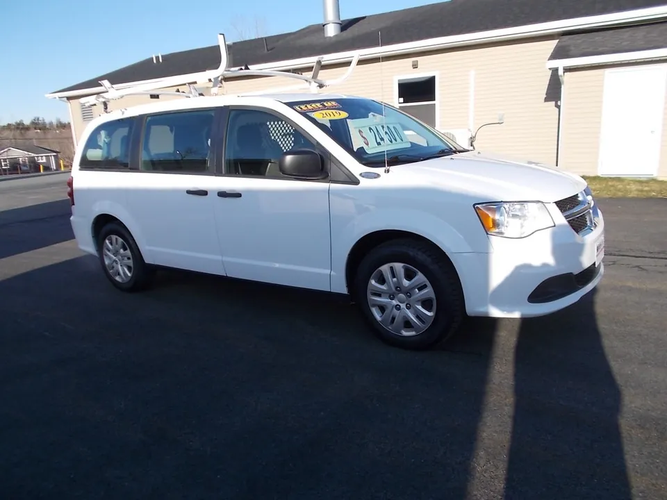 Dodge Grand Caravan 2019 photo 2
